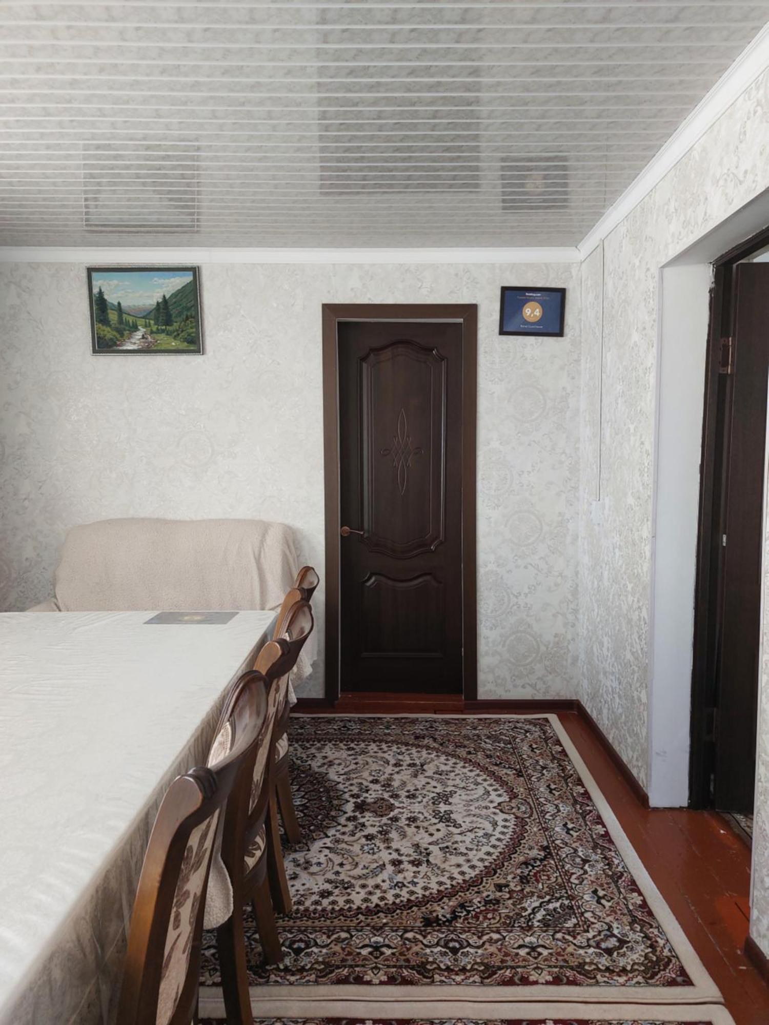 Rahat Guesthouse Jyrgalan Extérieur photo